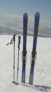 山岳スキー（バックカントリースキー）の装備
